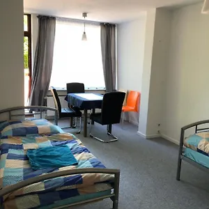  Hostel Zimmervermittlung