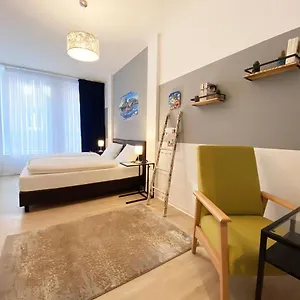Hotel Kangarooms - Schlachte Weserpromenade, Bremen